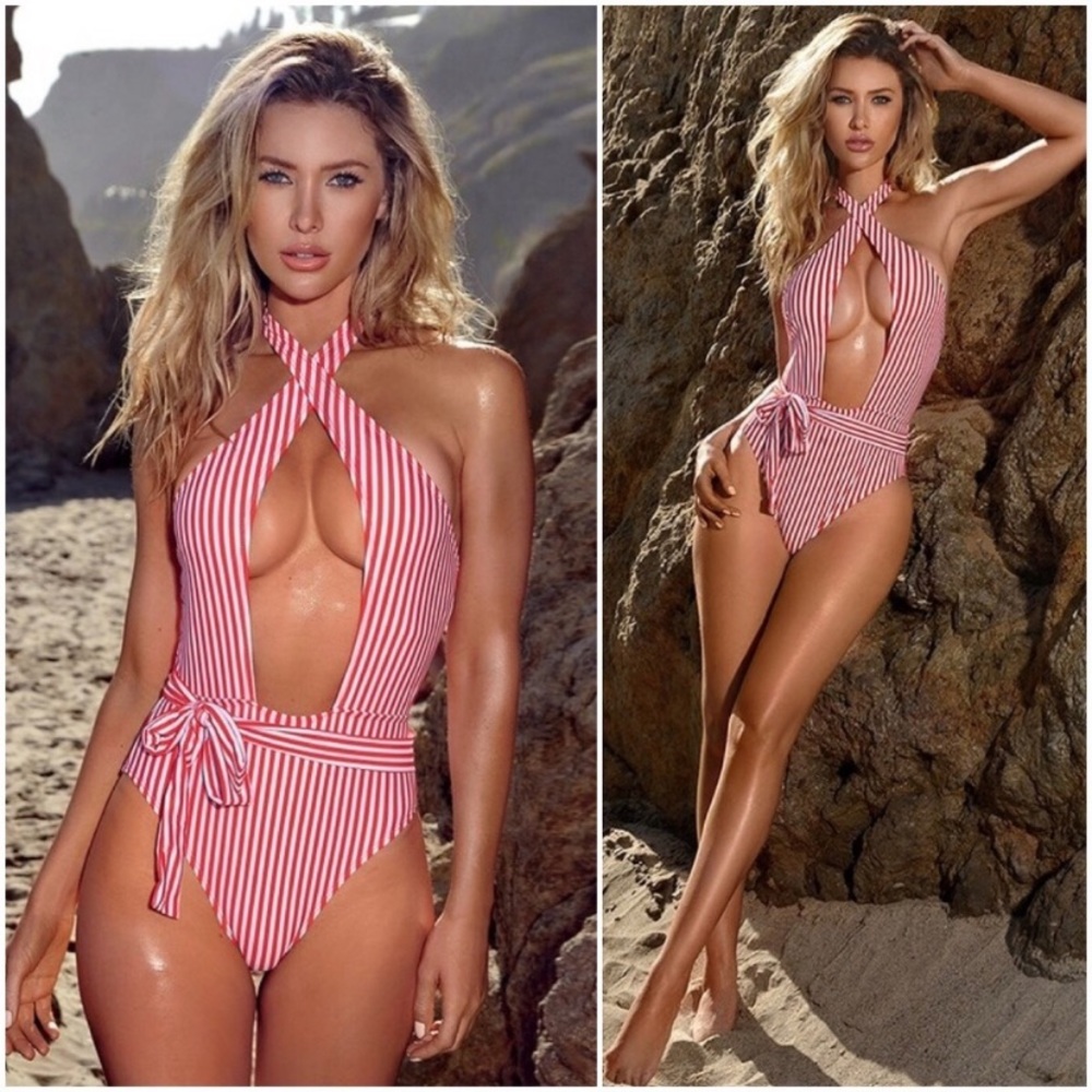 Miss circle bathing suit New